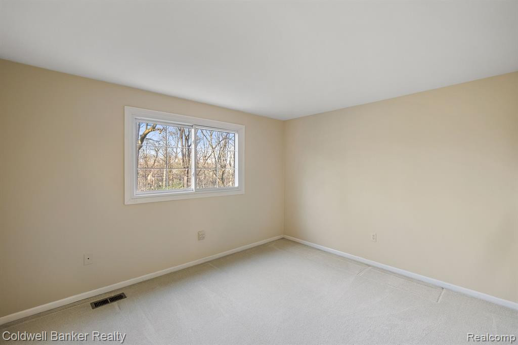 45884 GREEN VALLEY Road, Plymouth, MI 48170 — Photo 40