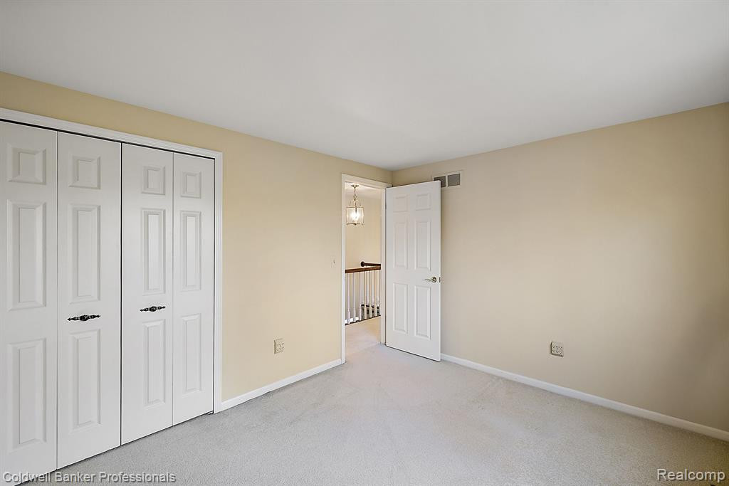 45884 GREEN VALLEY Road, Plymouth, MI 48170 — Photo 41