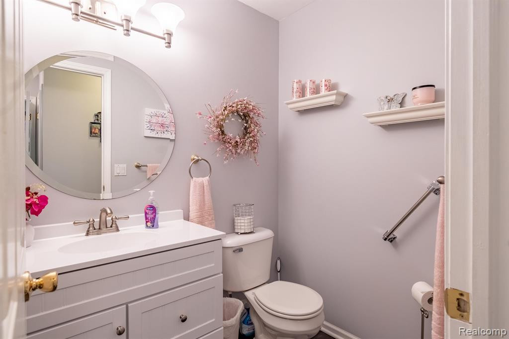 9351 HURON PARK Drive, Brighton, MI 48116 — Photo 19