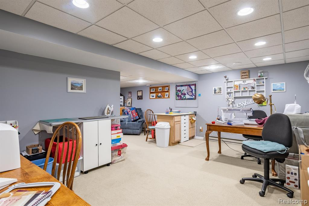 9351 HURON PARK Drive, Brighton, MI 48116 — Photo 32