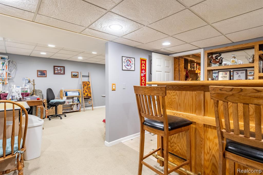 9351 HURON PARK Drive, Brighton, MI 48116 — Photo 36