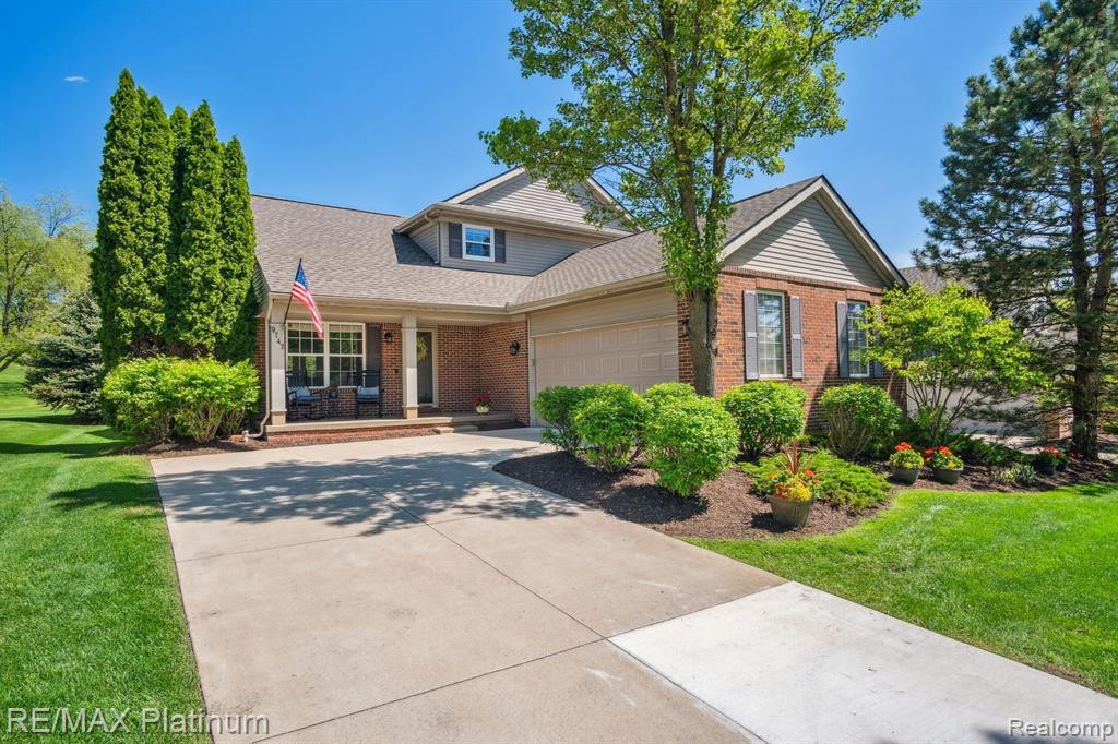 9747 TIOGA Trail, Pinckney, MI 48169 — front exterior