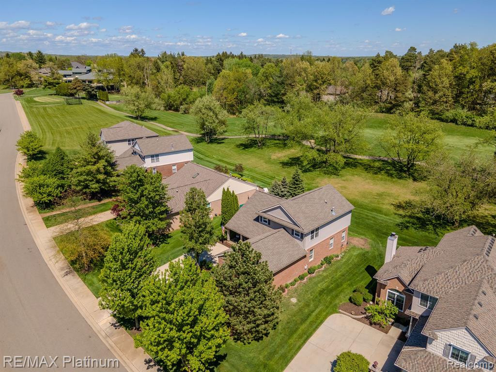 9747 TIOGA Trail, Pinckney, MI 48169 — Photo 3