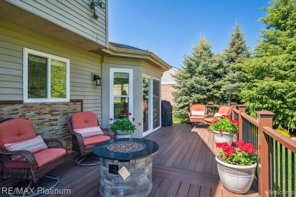 9747 TIOGA Trail, Pinckney, MI 48169 — Photo 26