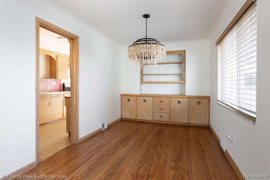 513 SAINT CLAIR Street, Grosse Pointe, MI 48230 — Photo 3