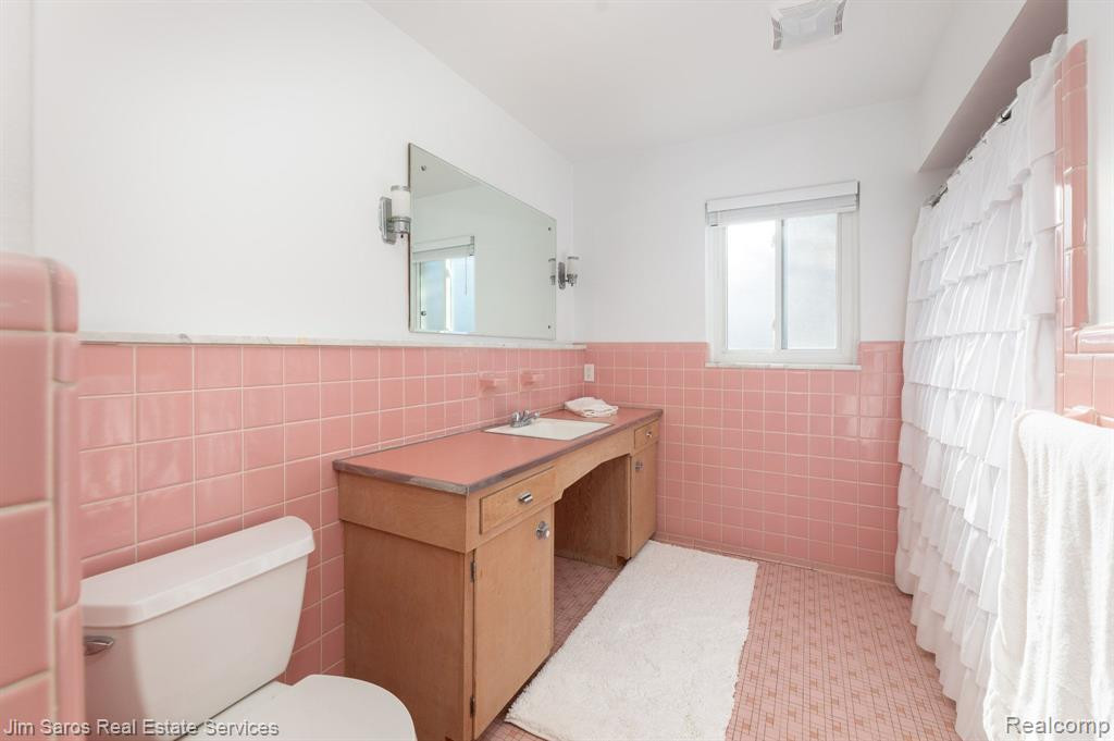 513 SAINT CLAIR Street, Grosse Pointe, MI 48230 — Photo 11