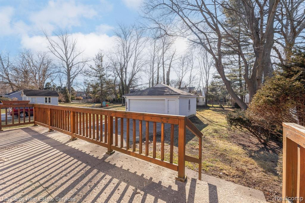 513 SAINT CLAIR Street, Grosse Pointe, MI 48230 — Photo 14