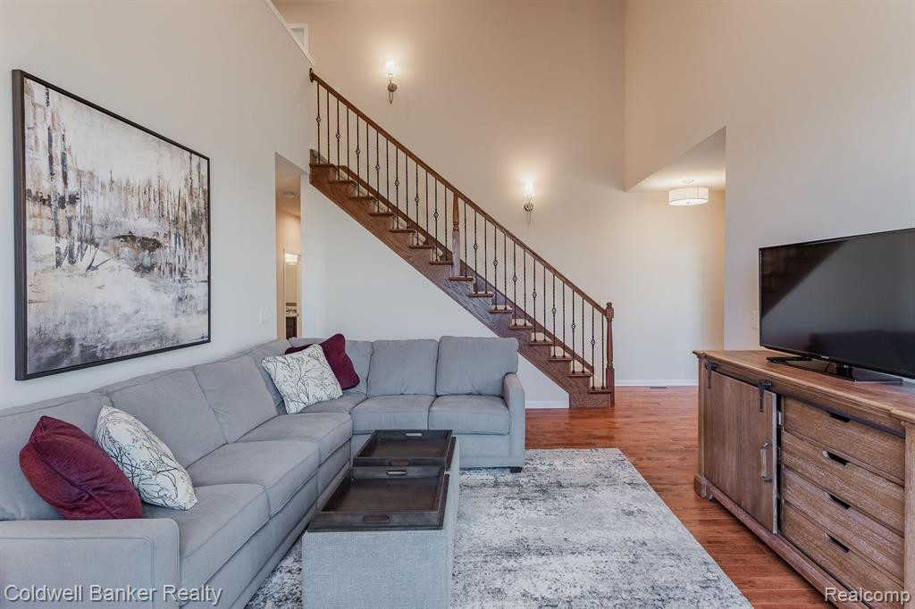 4445 BRIDGEVIEW Lane, Canton, MI 48188 — Photo 11