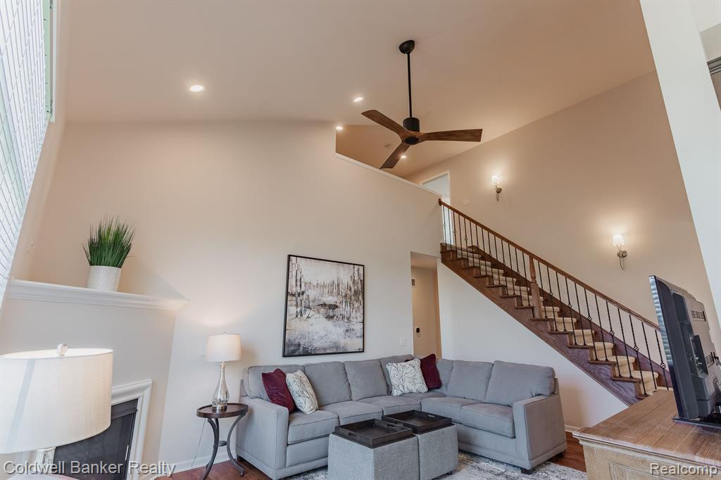 4445 BRIDGEVIEW Lane, Canton, MI 48188 — Photo 13