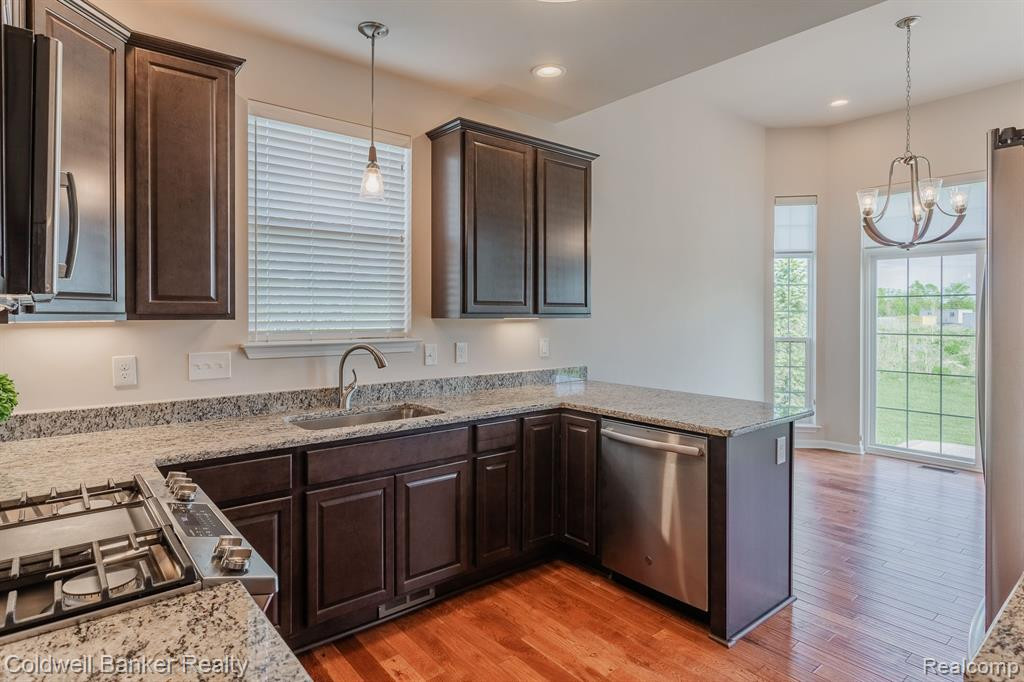 4445 BRIDGEVIEW Lane, Canton, MI 48188 — Photo 18