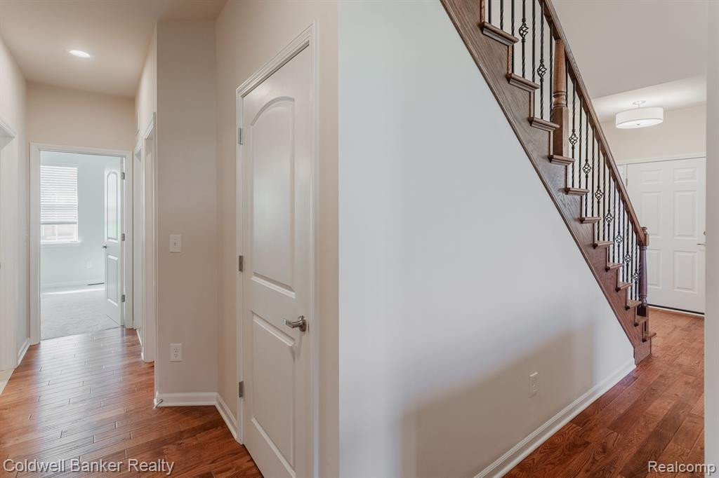 4445 BRIDGEVIEW Lane, Canton, MI 48188 — Photo 23