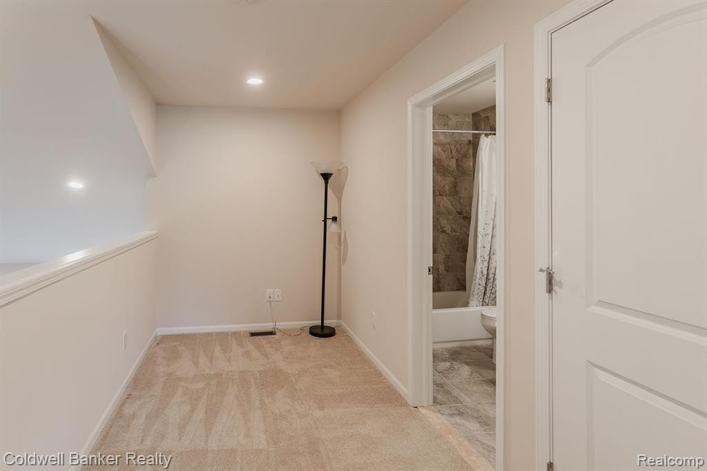4445 BRIDGEVIEW Lane, Canton, MI 48188 — Photo 29