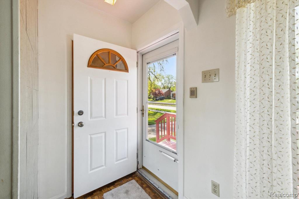 8940 OAK PARK Boulevard, Oak Park, MI 48237 — Photo 6