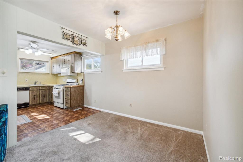 8940 OAK PARK Boulevard, Oak Park, MI 48237 — Photo 10