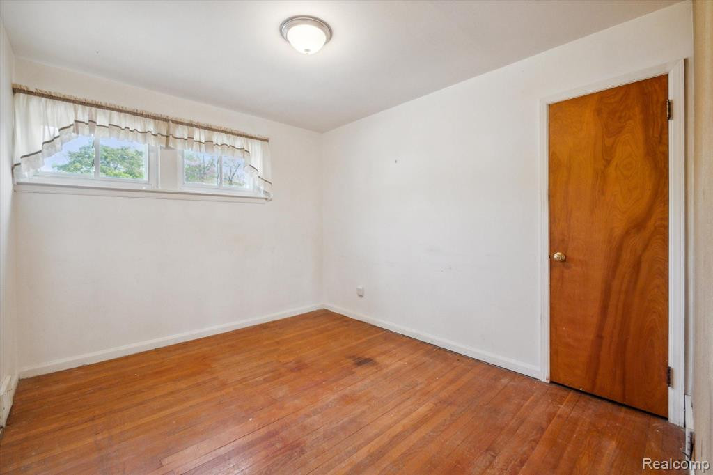8940 OAK PARK Boulevard, Oak Park, MI 48237 — Photo 17