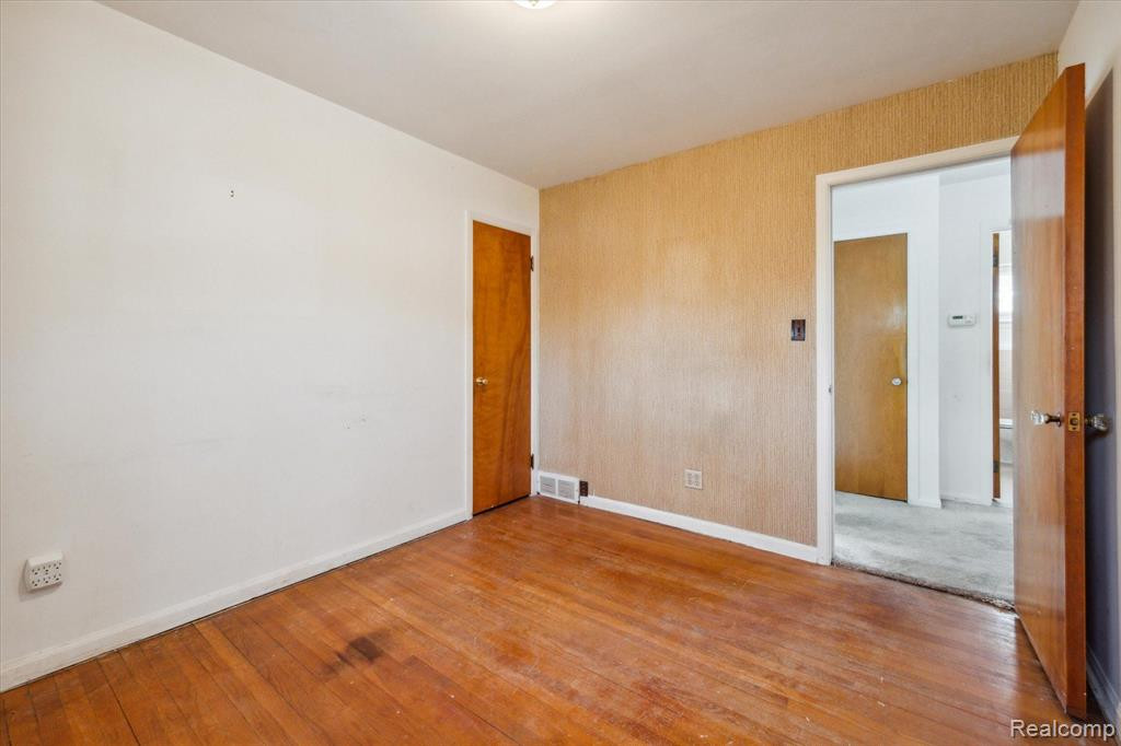 8940 OAK PARK Boulevard, Oak Park, MI 48237 — Photo 18