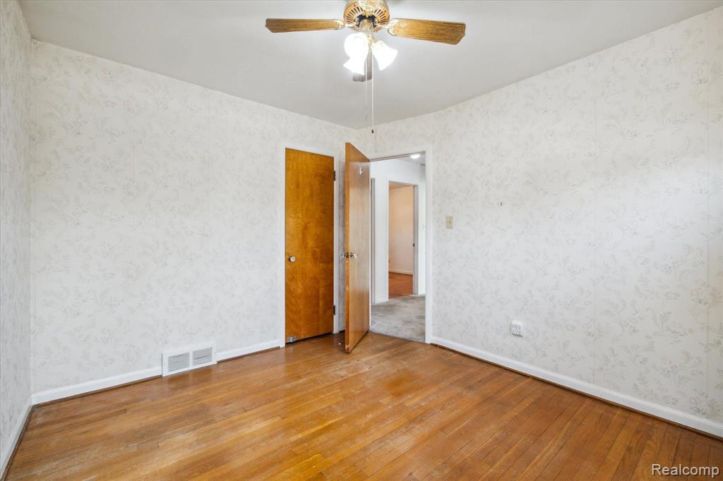 8940 OAK PARK Boulevard, Oak Park, MI 48237 — Photo 23
