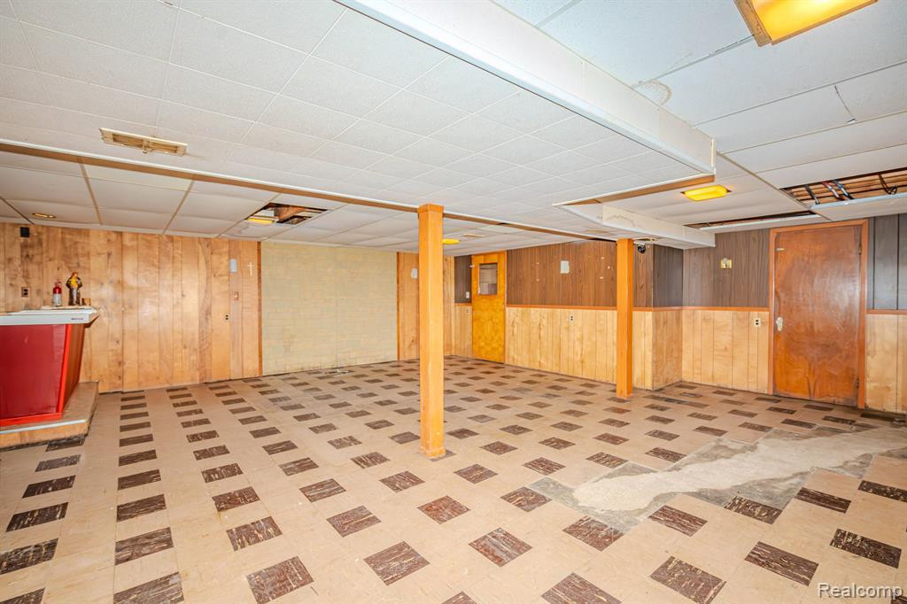 8215 LINDA Street, Warren, MI 48093 — Photo 21