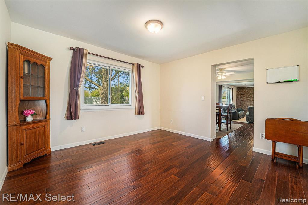 1271 BROOKLINE Street, Canton, MI 48187 — Photo 9