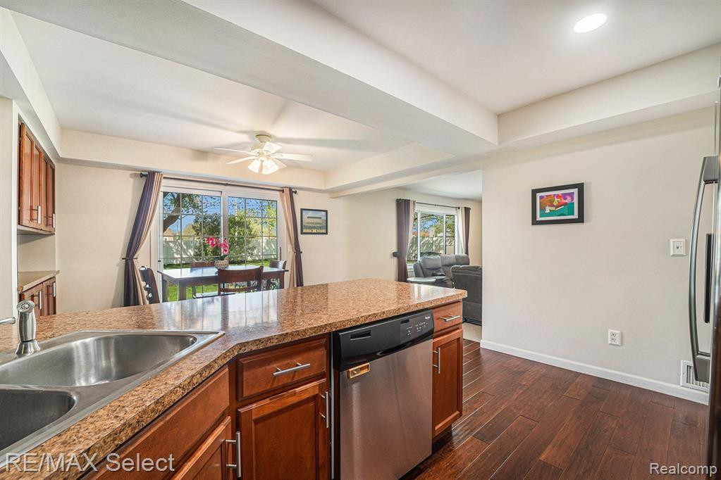 1271 BROOKLINE Street, Canton, MI 48187 — Photo 14