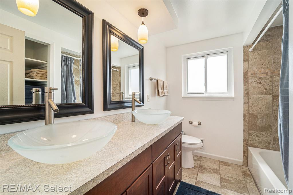 1271 BROOKLINE Street, Canton, MI 48187 — Photo 27