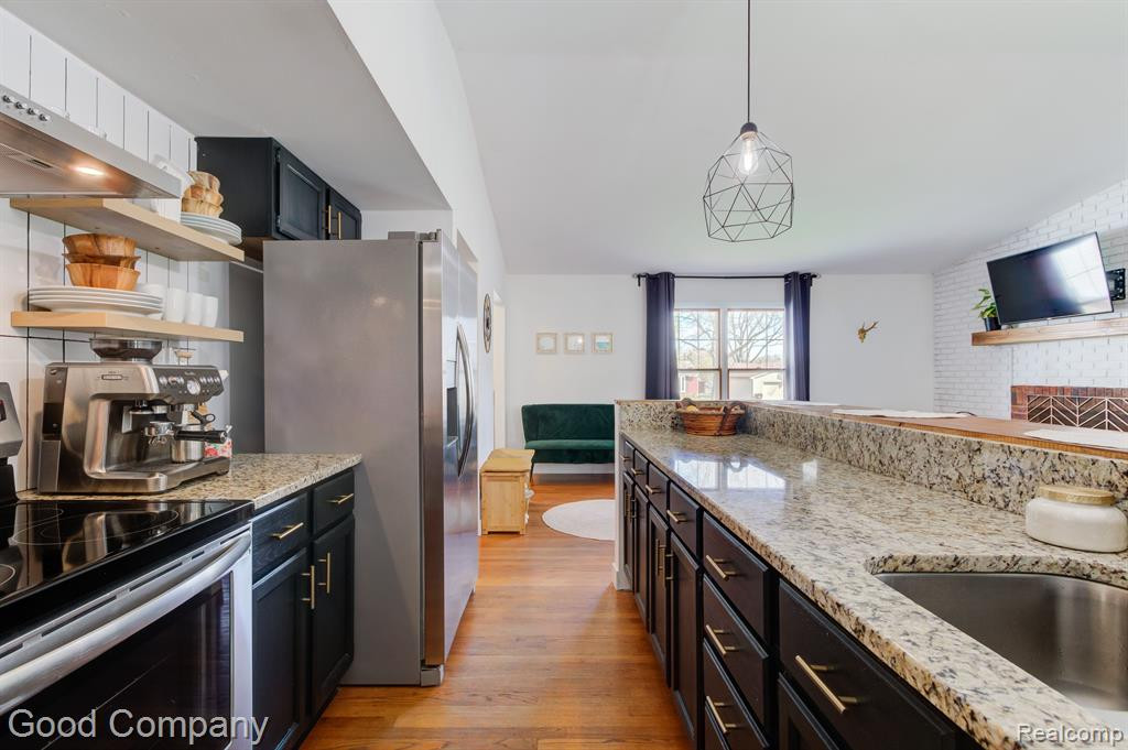 1700 NORTHBROOK Drive, Ann Arbor, MI 48103 — Photo 18
