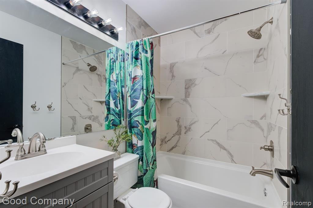 1700 NORTHBROOK Drive, Ann Arbor, MI 48103 — Photo 23