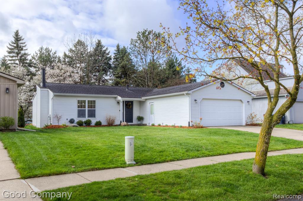 1700 NORTHBROOK Drive, Ann Arbor, MI 48103 — Photo 35