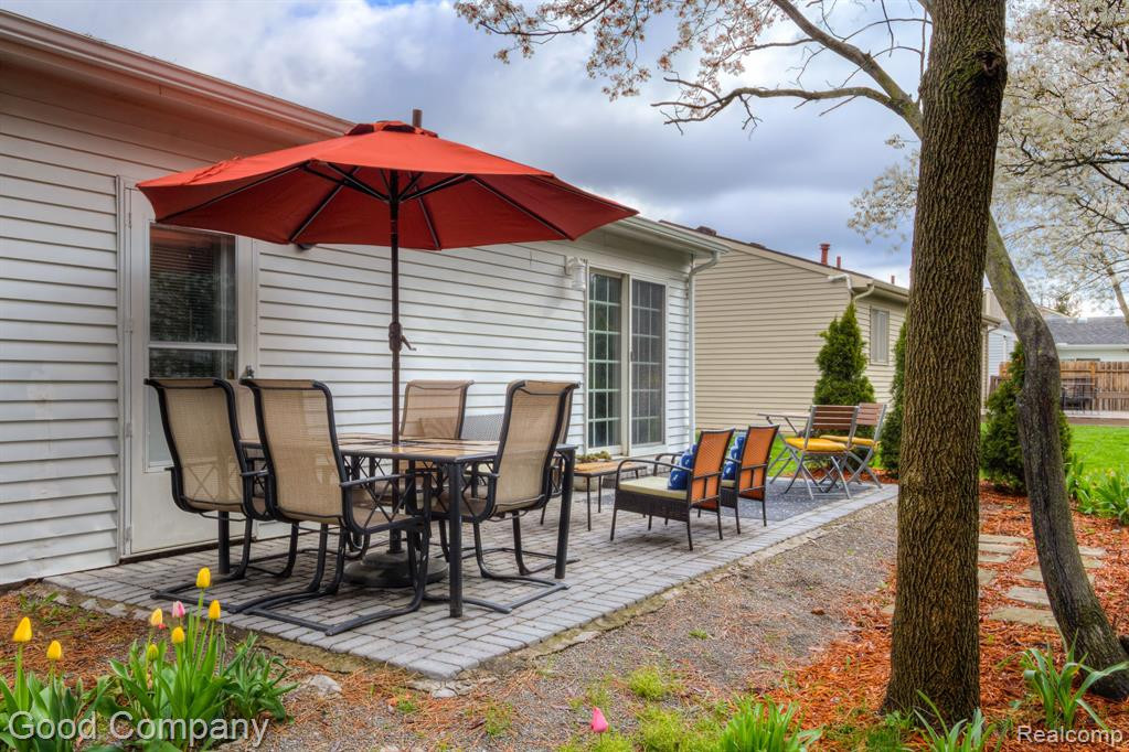1700 NORTHBROOK Drive, Ann Arbor, MI 48103 — Photo 42