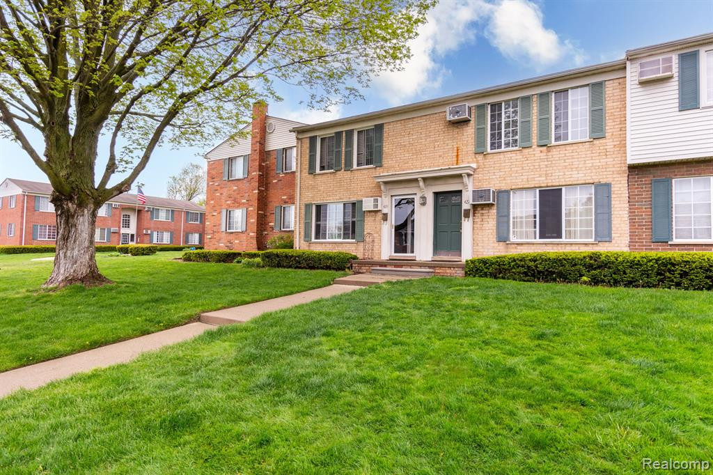 427 Miller Avenue, Rochester, MI 48307 — Photo 2