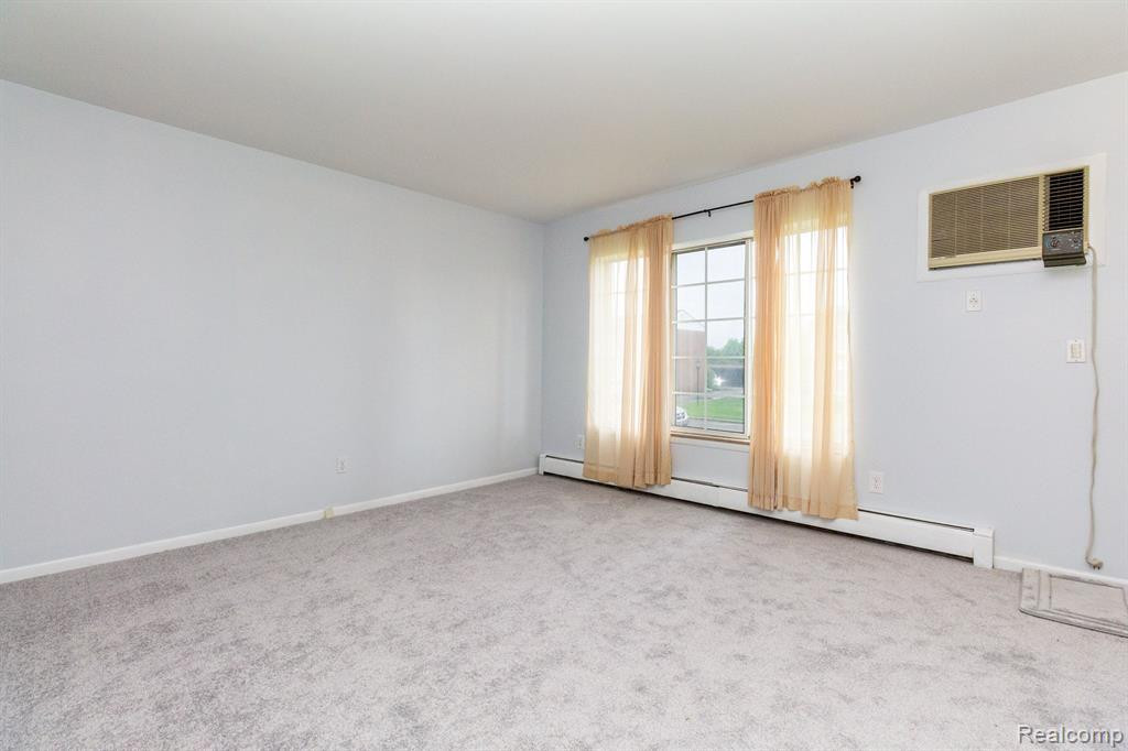 427 Miller Avenue, Rochester, MI 48307 — Photo 5