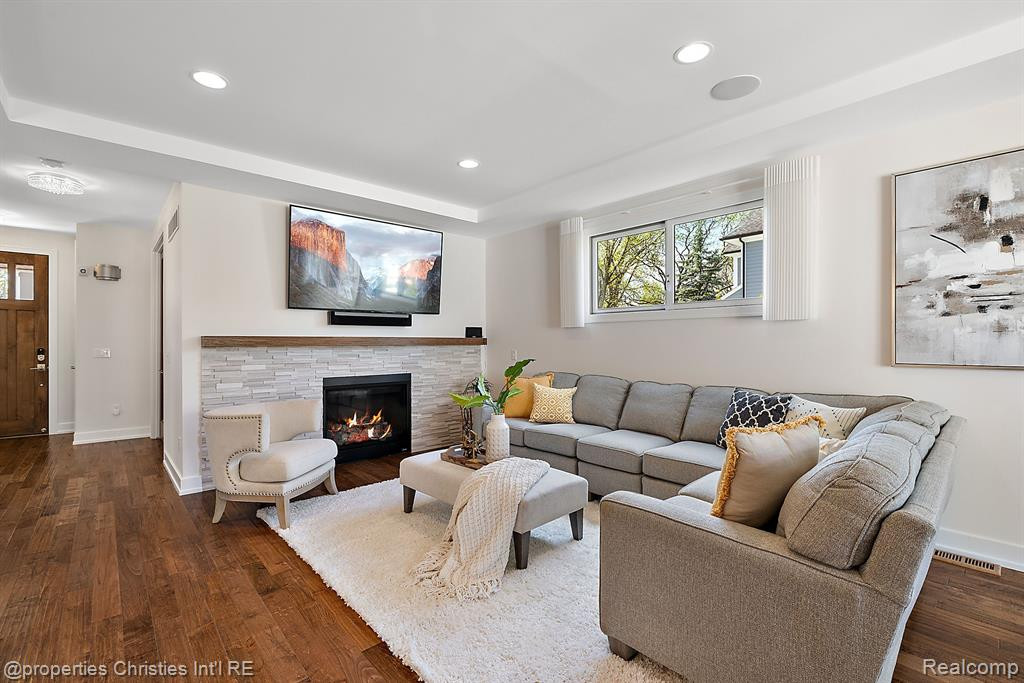 771 DAVIS Avenue, Birmingham, MI 48009 — Photo 17
