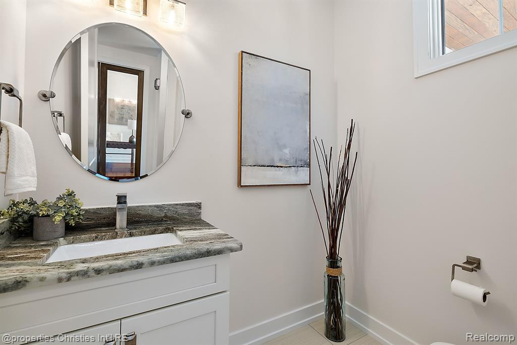 771 DAVIS Avenue, Birmingham, MI 48009 — Photo 24
