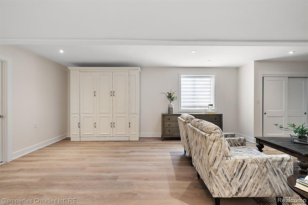 771 DAVIS Avenue, Birmingham, MI 48009 — Photo 50