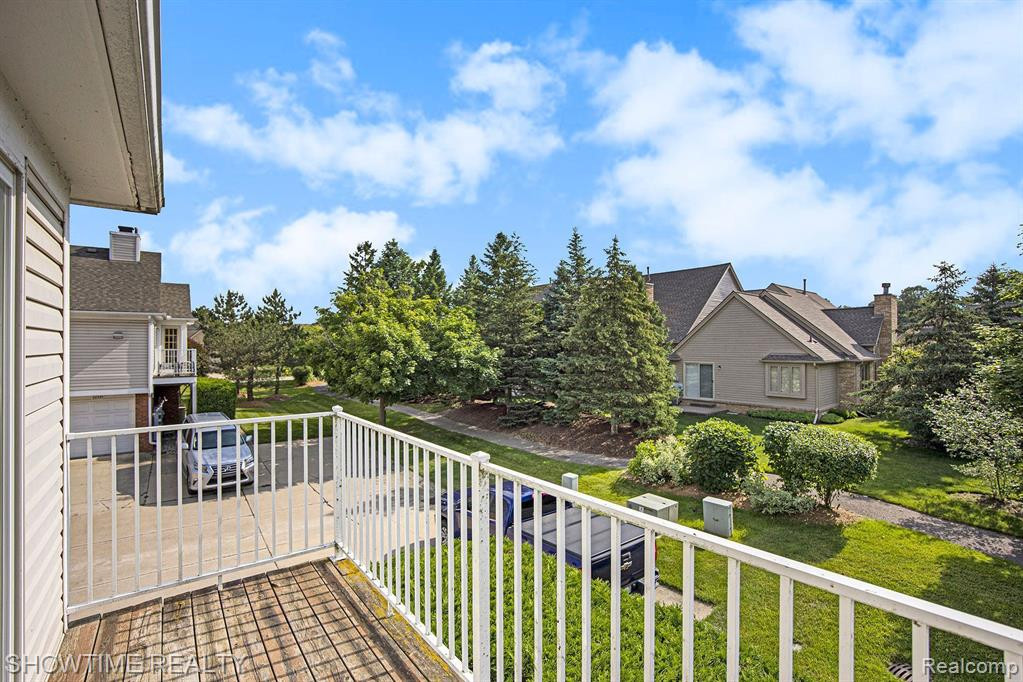 52332 STONERIDGE, Macomb, MI 48042 — Photo 2