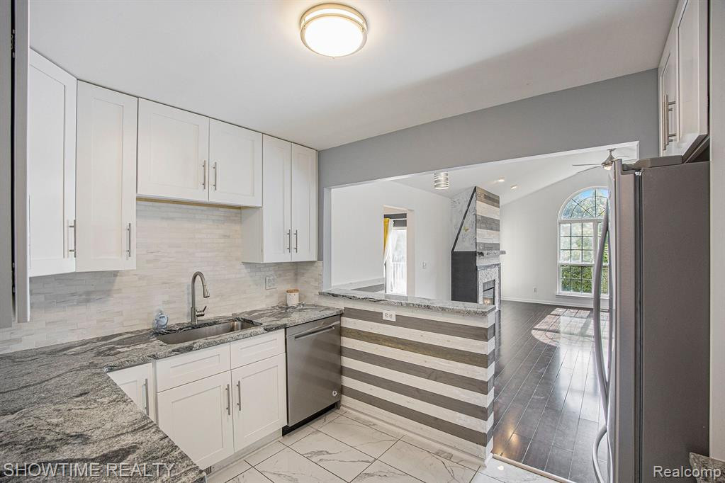 52332 STONERIDGE, Macomb, MI 48042 — Photo 8