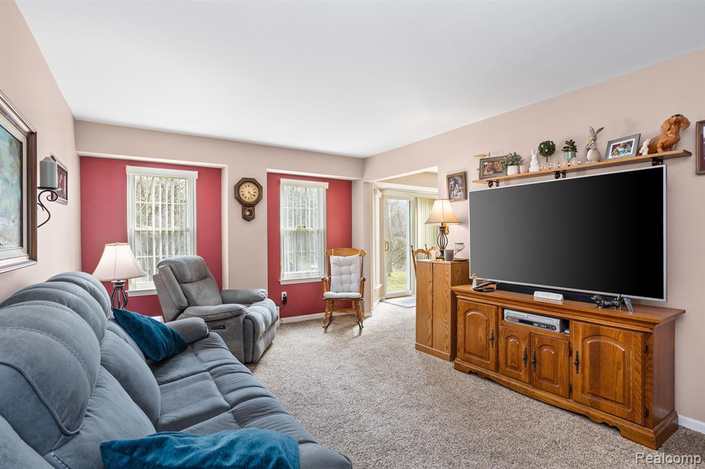 7335 S KINGSTON, Westland, MI — Photo 12