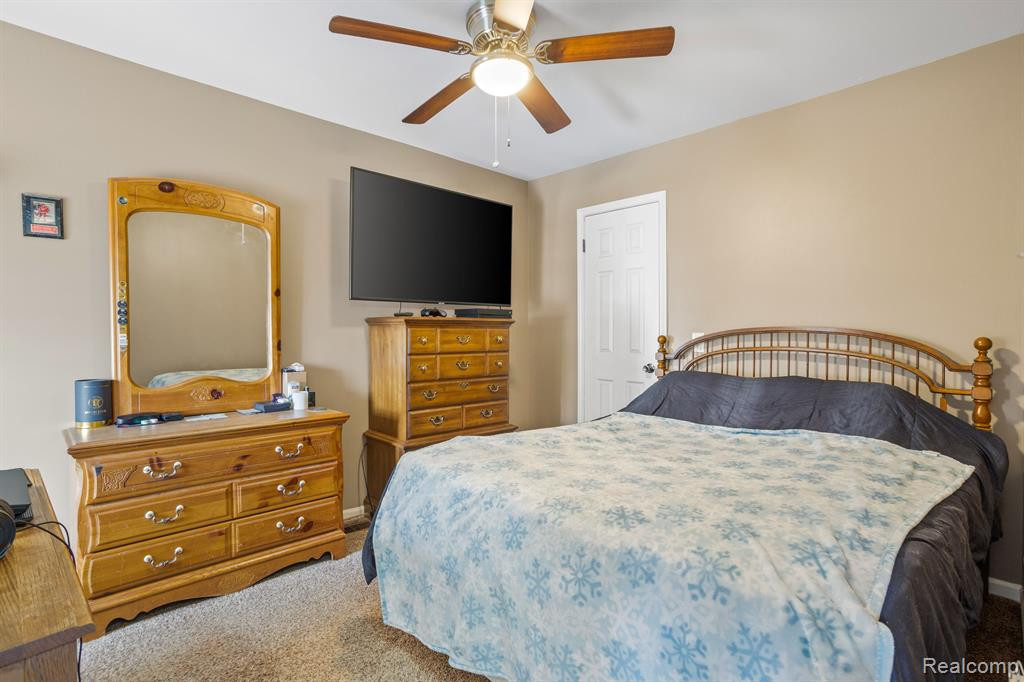 7335 S KINGSTON, Westland, MI — Photo 16