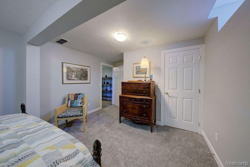 50800 WESTON Drive, Plymouth, MI 48170 — Photo 42