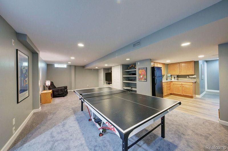 50800 WESTON Drive, Plymouth, MI 48170 — Photo 44
