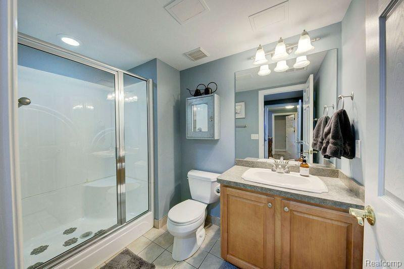50800 WESTON Drive, Plymouth, MI 48170 — Photo 49