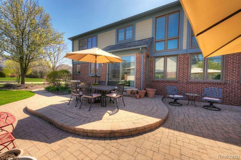 50800 WESTON Drive, Plymouth, MI 48170 — Photo 57