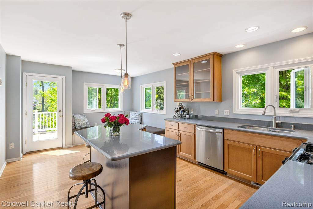 6742 CANTERBURY Lane, Clarkston, MI 48348 — Photo 14
