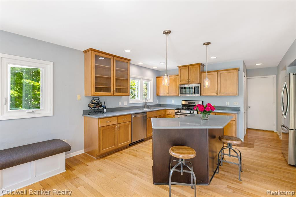 6742 CANTERBURY Lane, Clarkston, MI 48348 — Photo 16