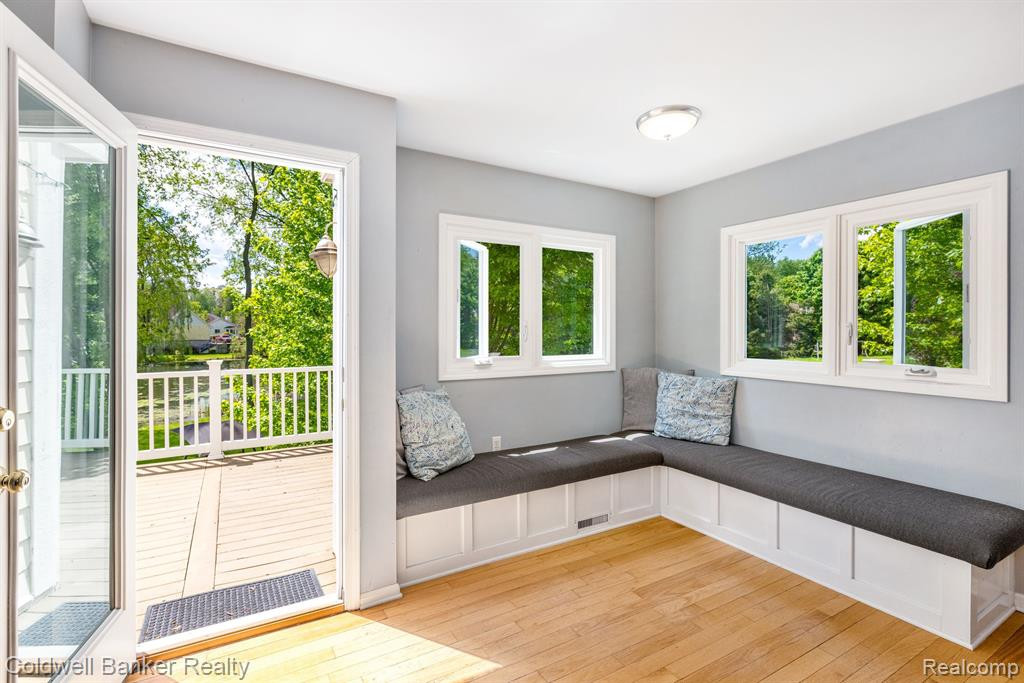 6742 CANTERBURY Lane, Clarkston, MI 48348 — Photo 17