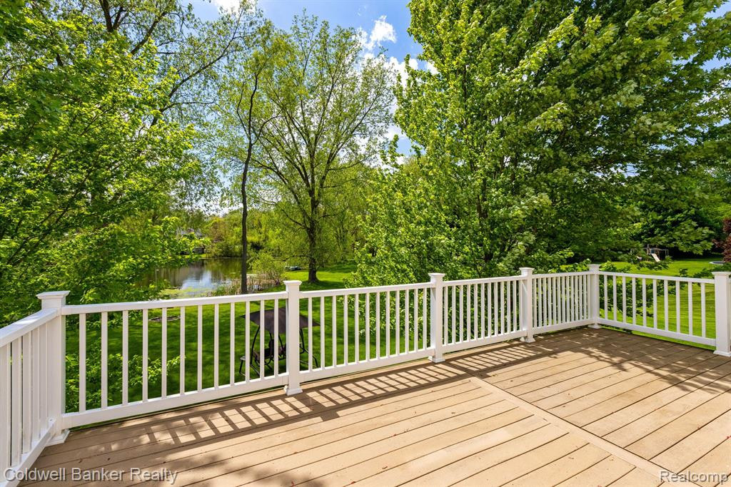 6742 CANTERBURY Lane, Clarkston, MI 48348 — Photo 18