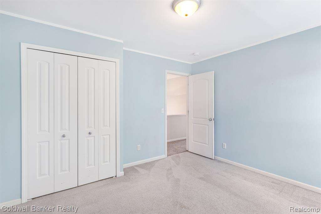 6742 CANTERBURY Lane, Clarkston, MI 48348 — Photo 34