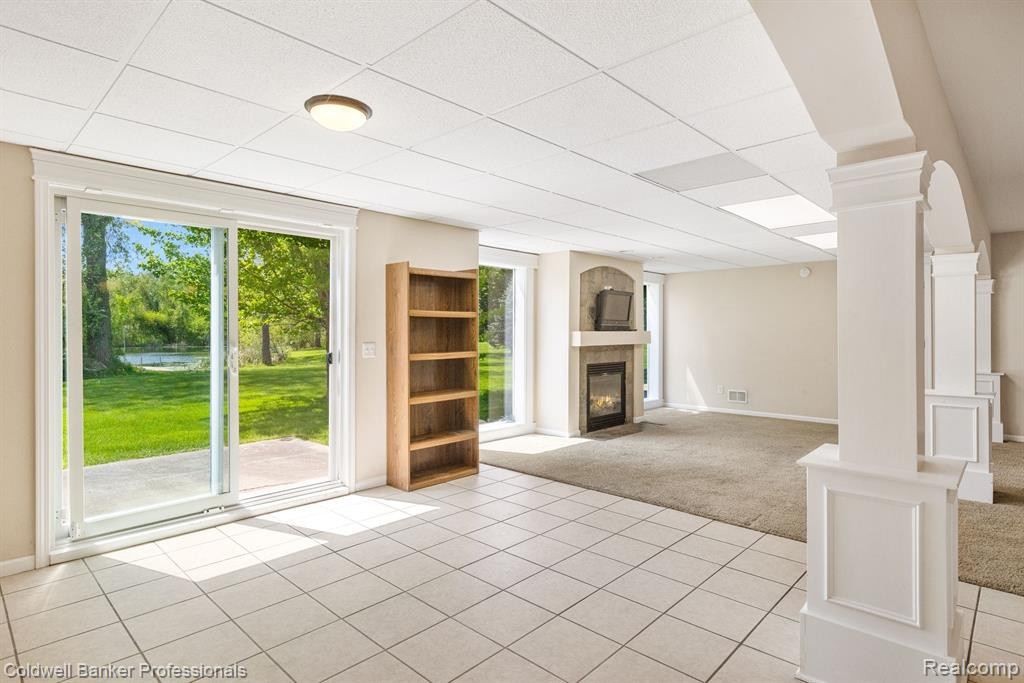 6742 CANTERBURY Lane, Clarkston, MI 48348 — Photo 39