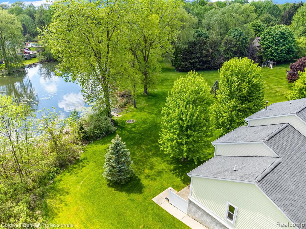 6742 CANTERBURY Lane, Clarkston, MI 48348 — Photo 52