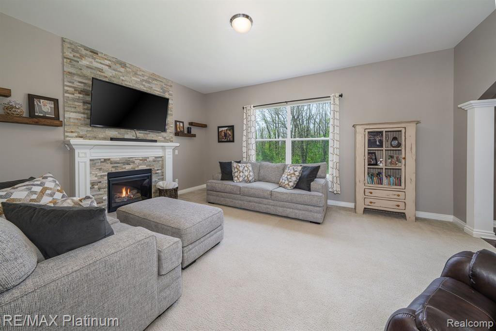 8470 JACK PINE Circle, Ypsilanti, MI 48197 — Photo 10